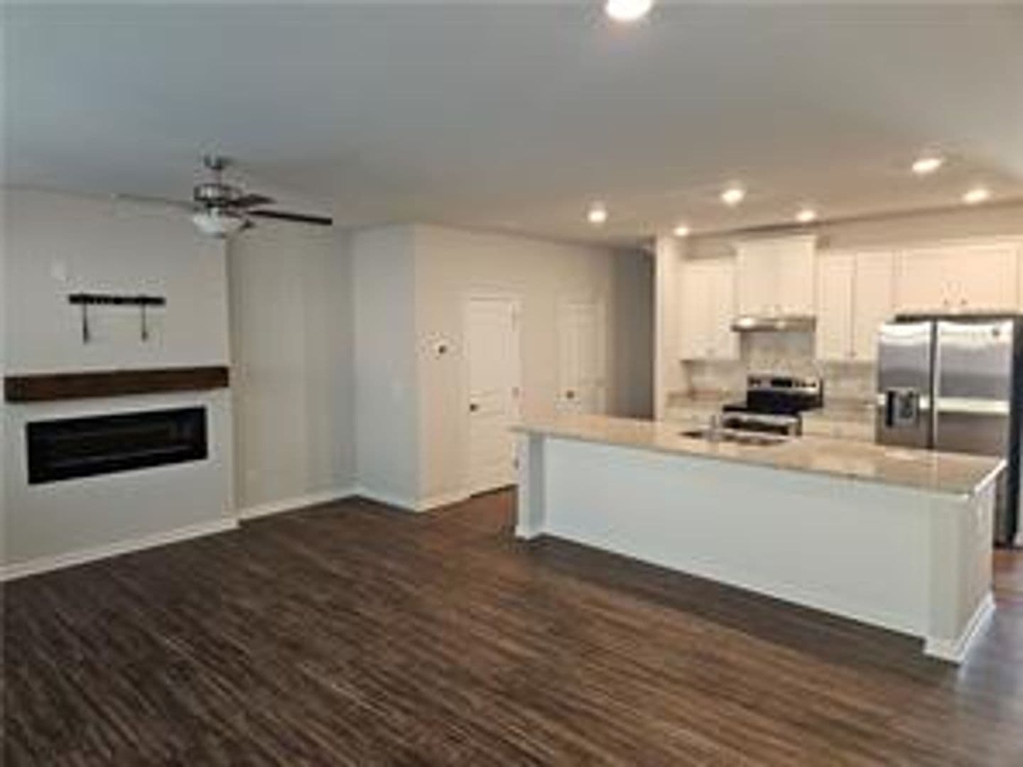 Turner Lane 220 34 of 36