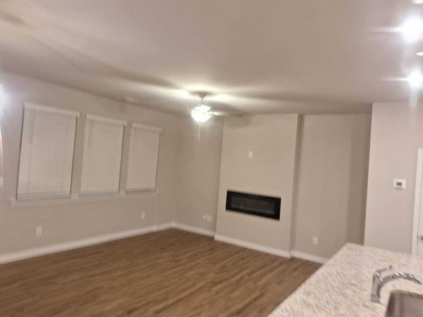 Turner Lane 220 6 of 36