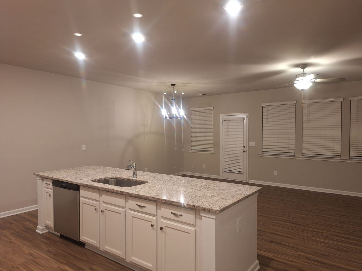 Turner Lane 220 10 of 36