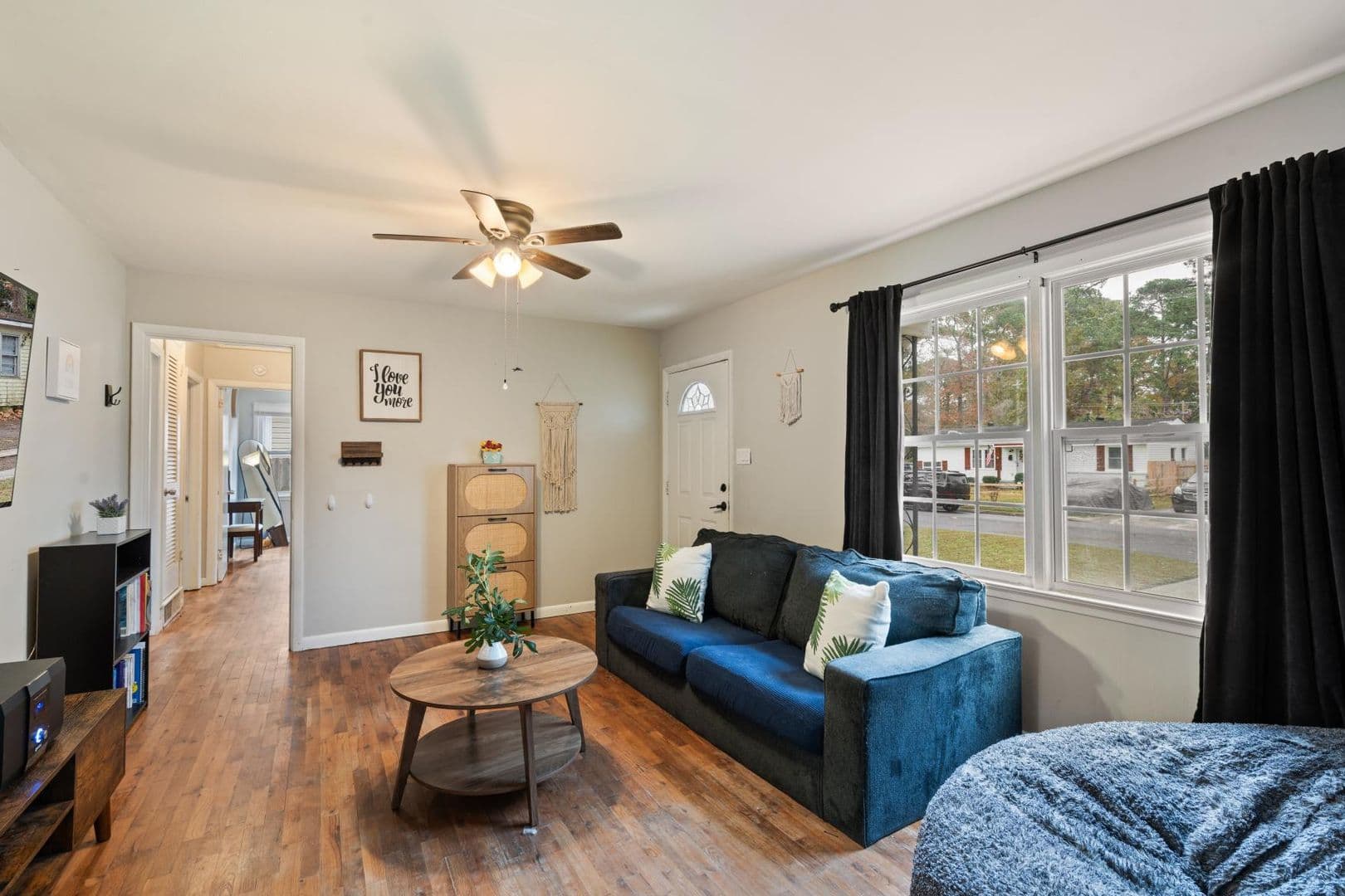 Manor Drive 7 of 31