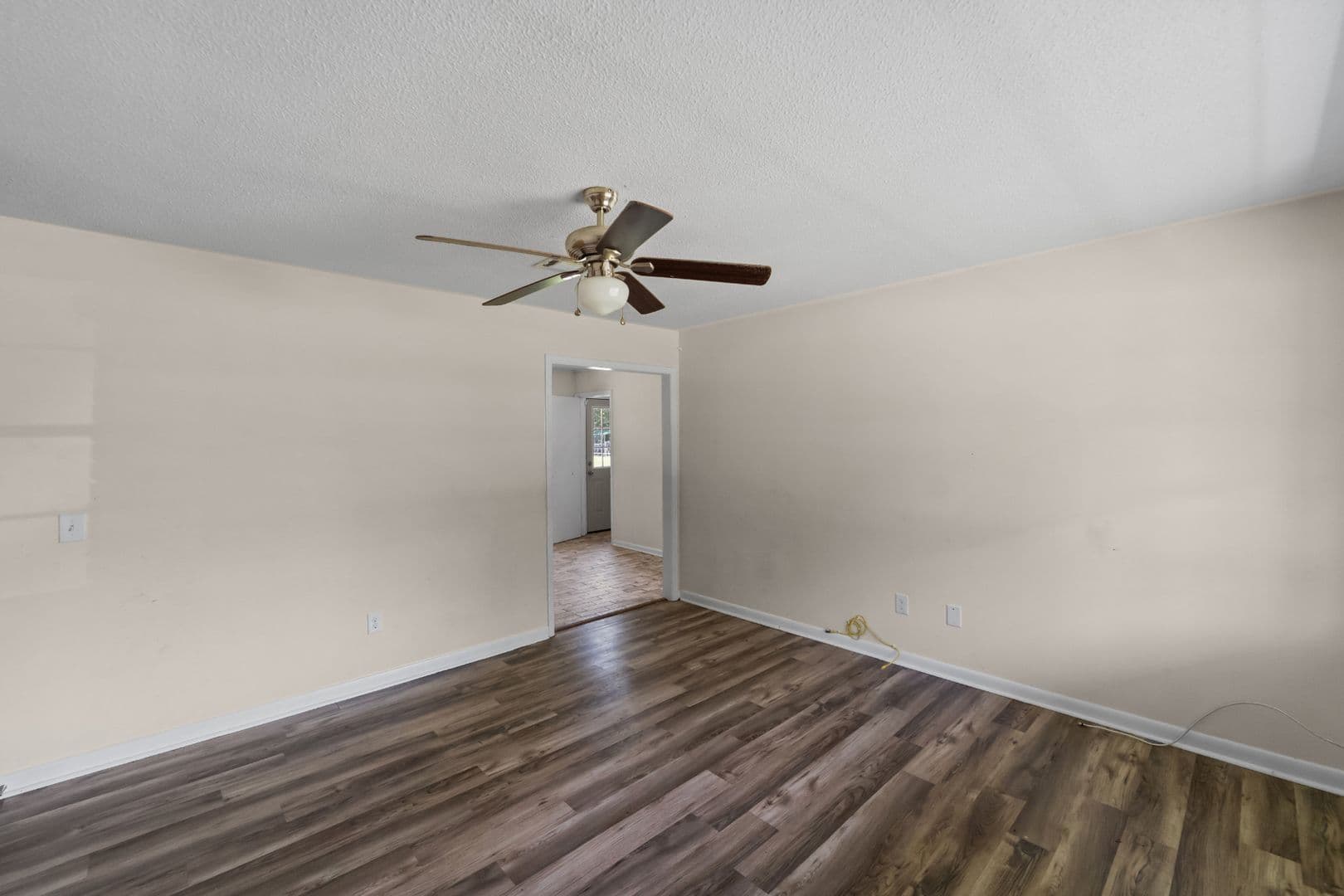 Deerwood Drive 7 of 41