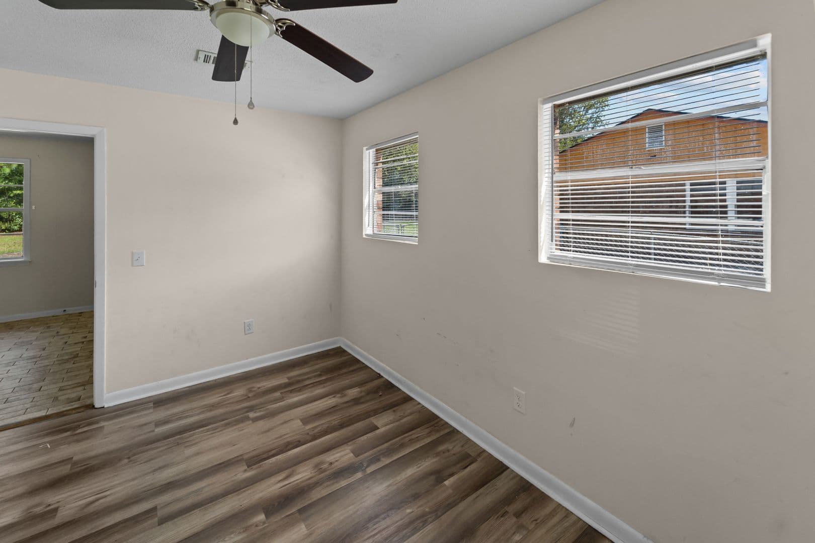 Deerwood Drive 19 of 41