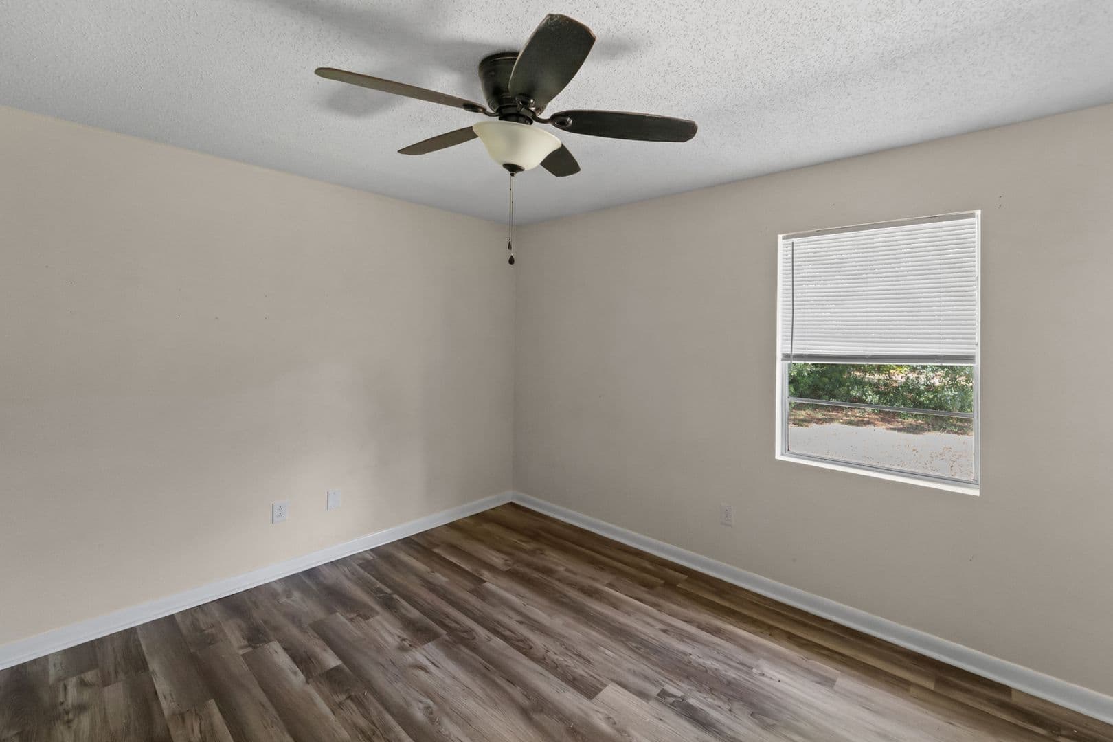 Deerwood Drive 30 of 41