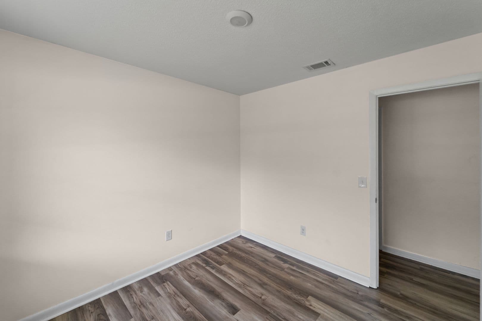 Deerwood Drive 24 of 41