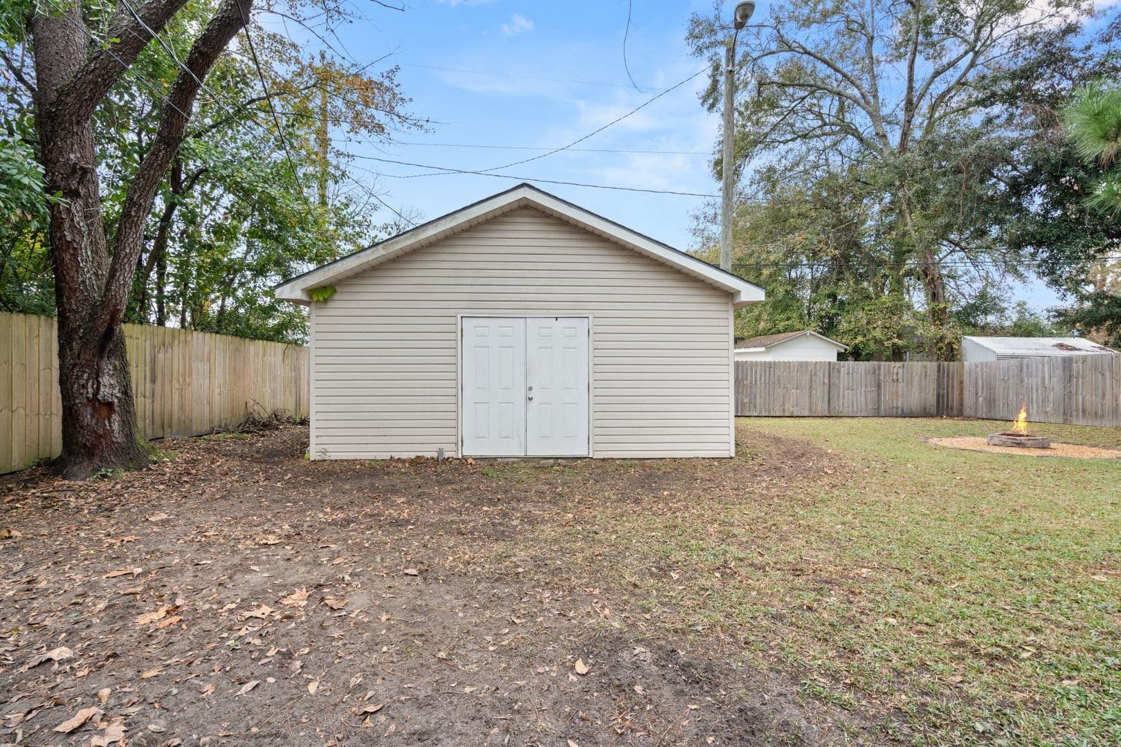 Manor Drive 26 of 31