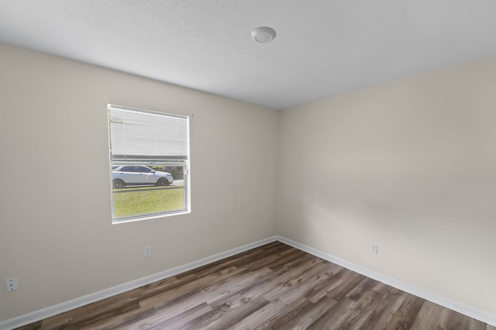 Deerwood Drive 26 of 41