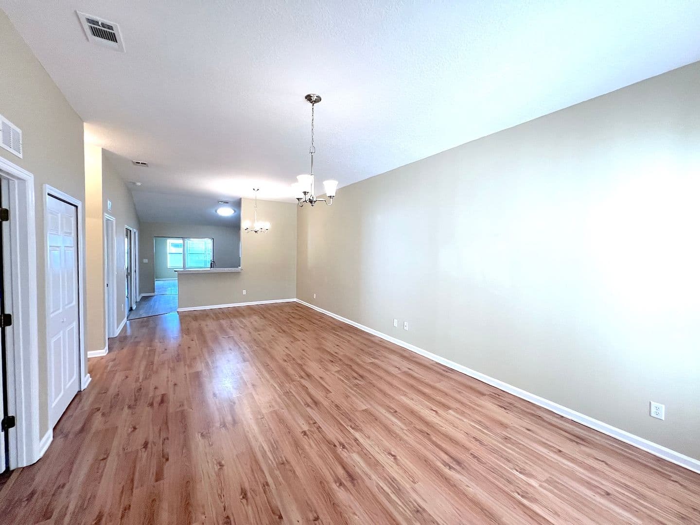 20 Regis Ln A 4 of 42
