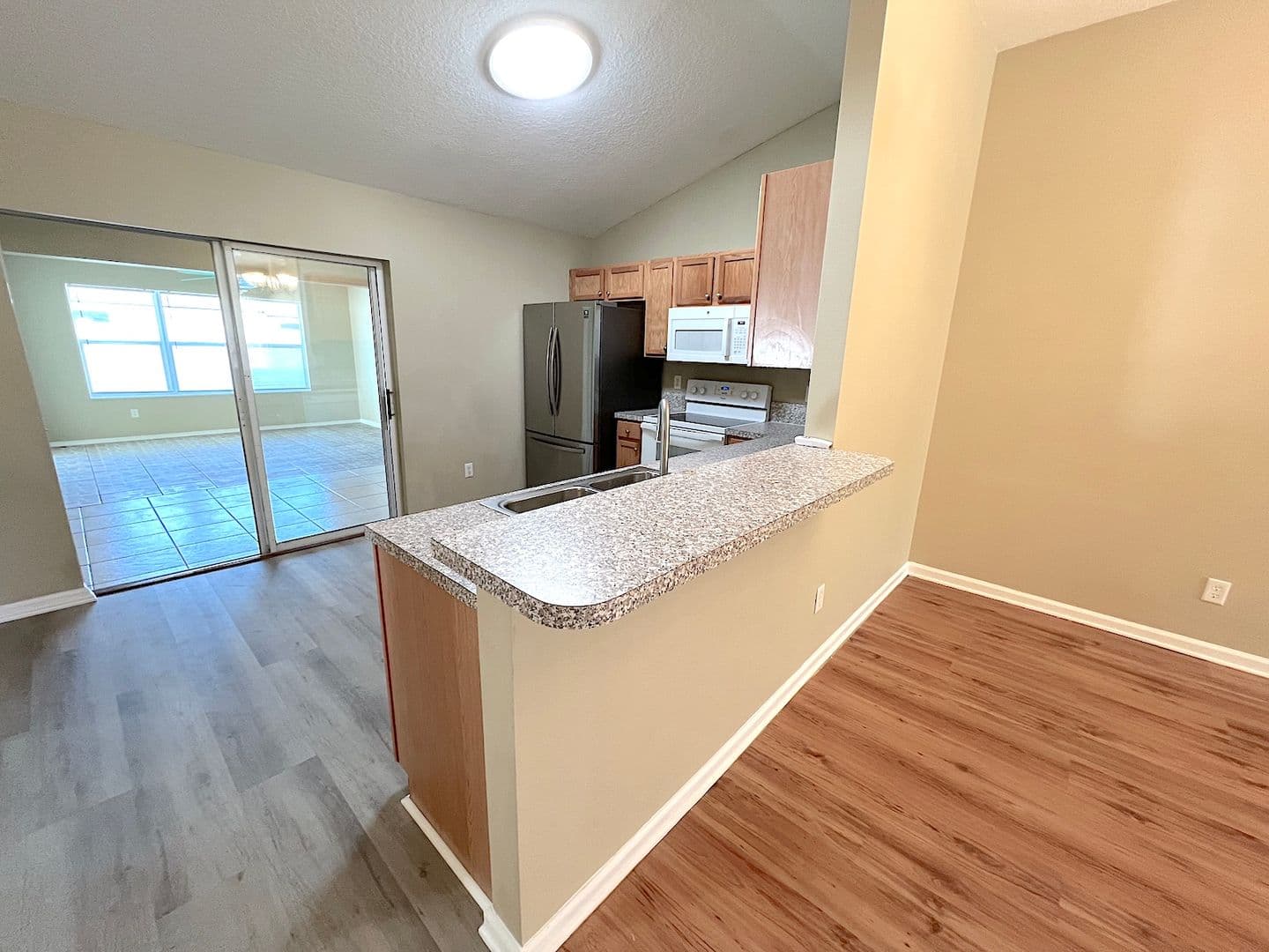 20 Regis Ln A 10 of 42