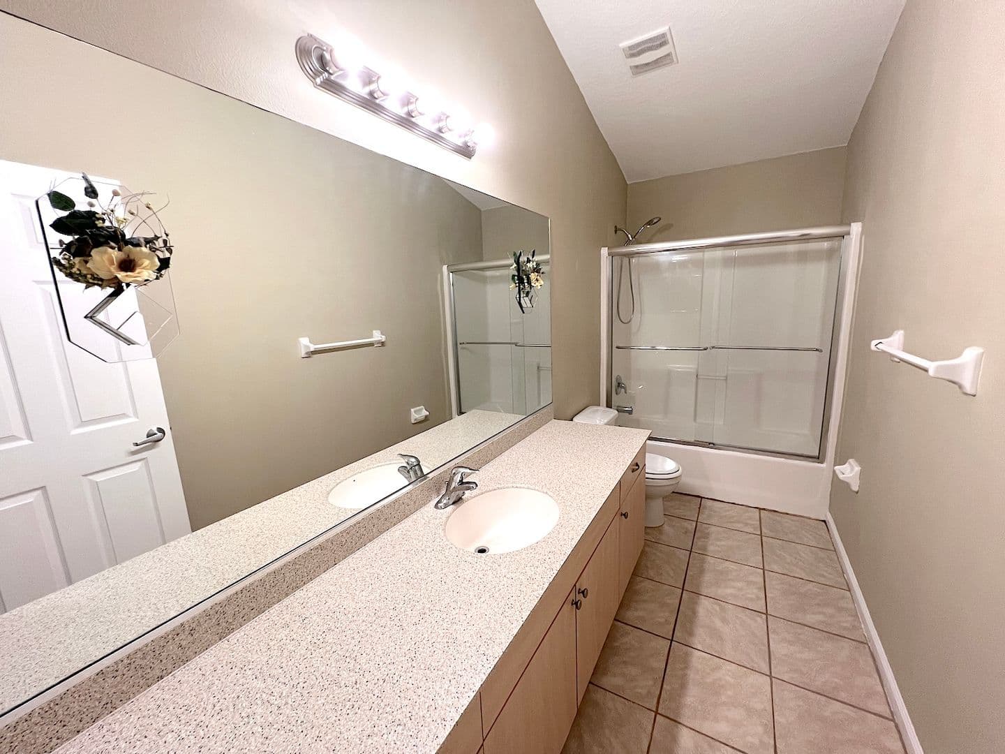 20 Regis Ln A 24 of 42