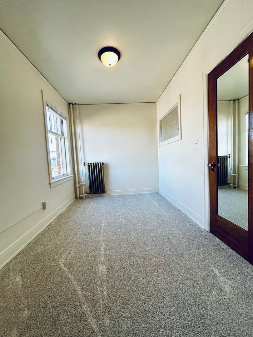 Burke Hill Apartments 11 of 15