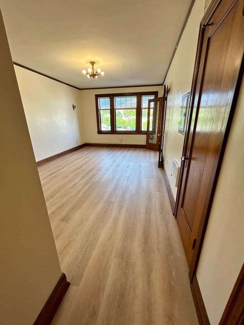 Burke Hill Apartments 3 of 22