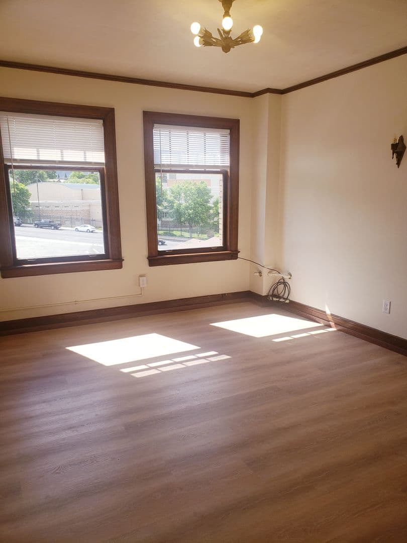 Burke Hill Apartments 4 of 11