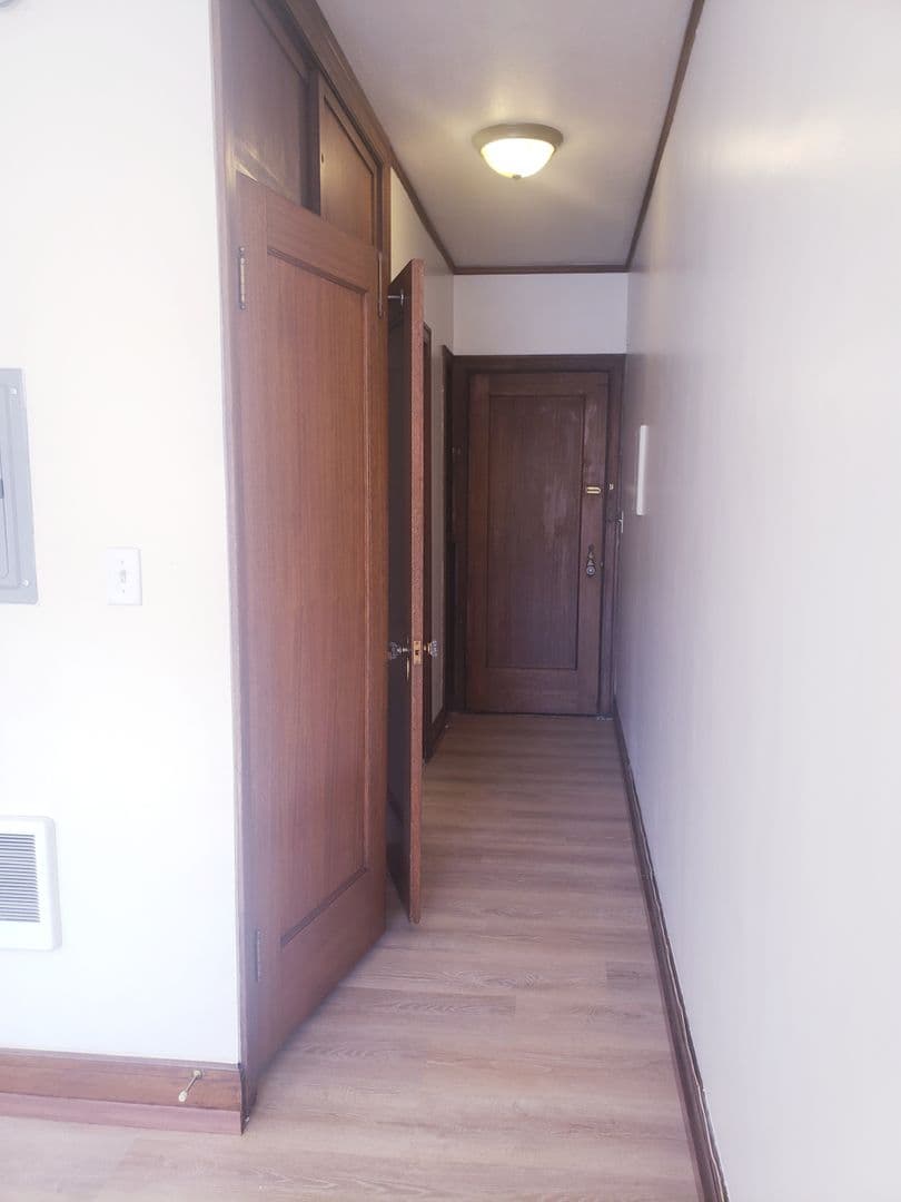Burke Hill Apartments 7 of 11