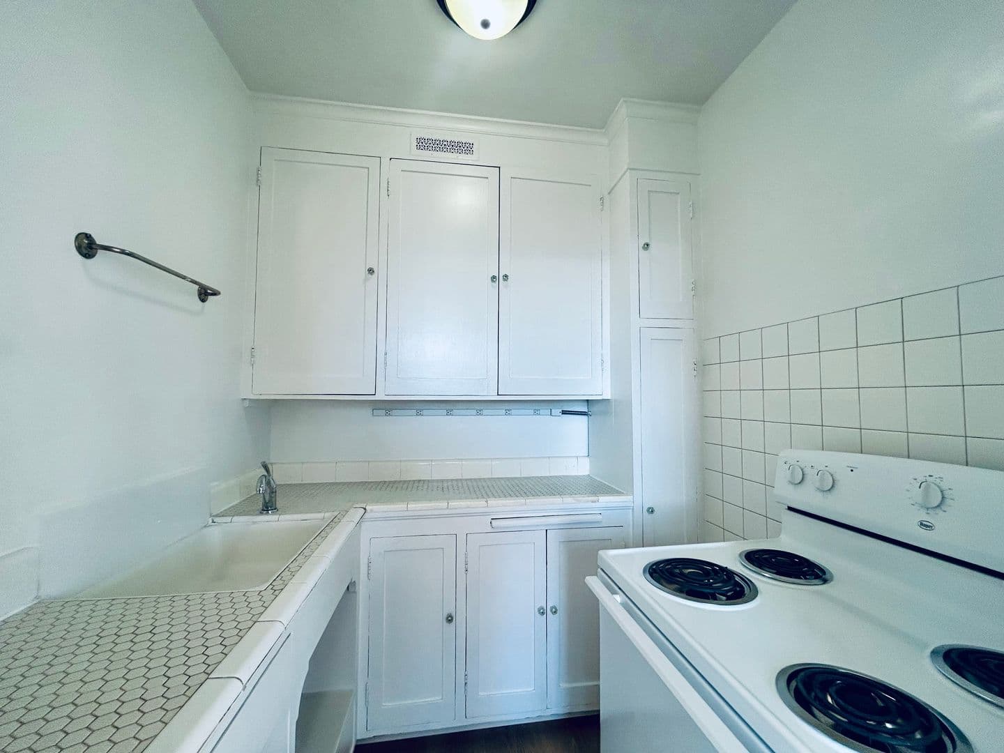 Burke Hill Apartments 13 of 16