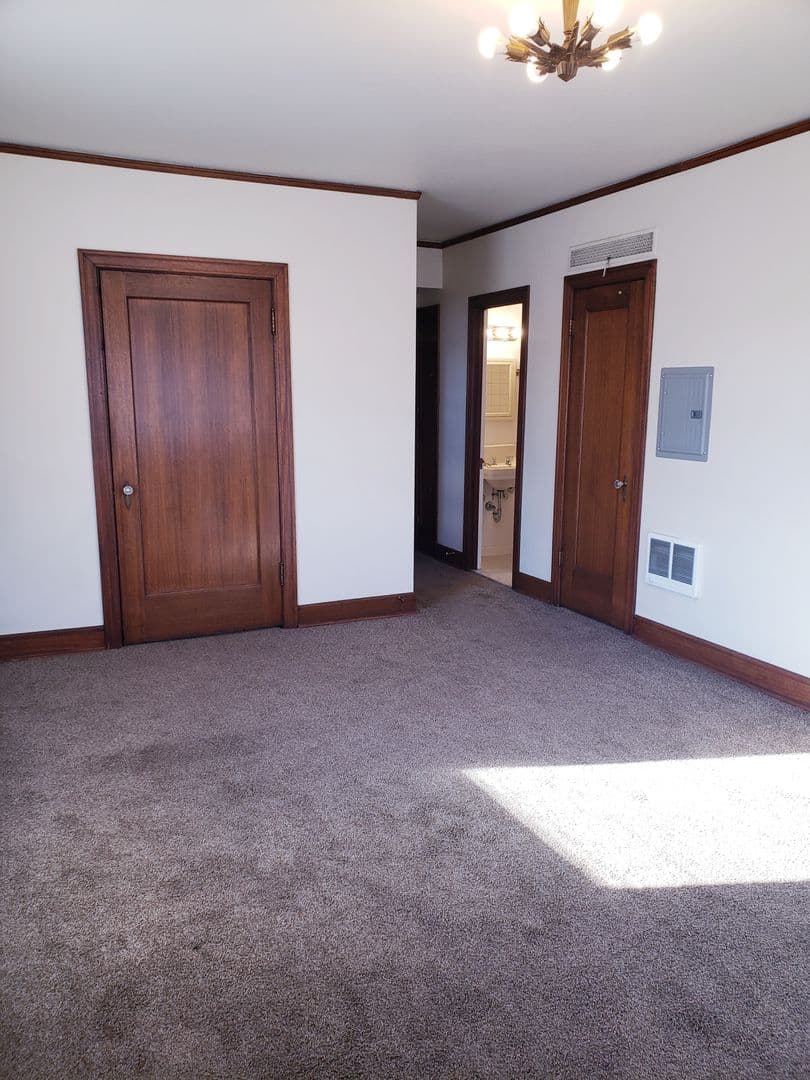 Burke Hill Apartments 4 of 13