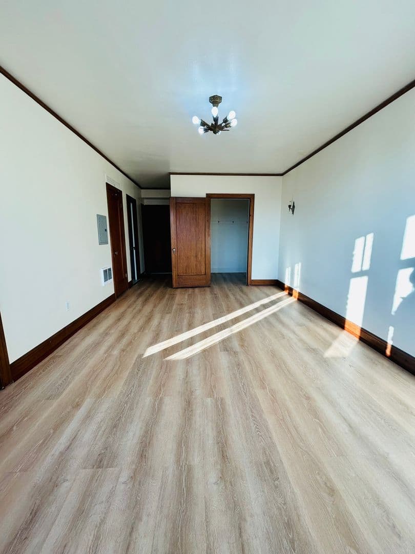 Burke Hill Apartments 7 of 16