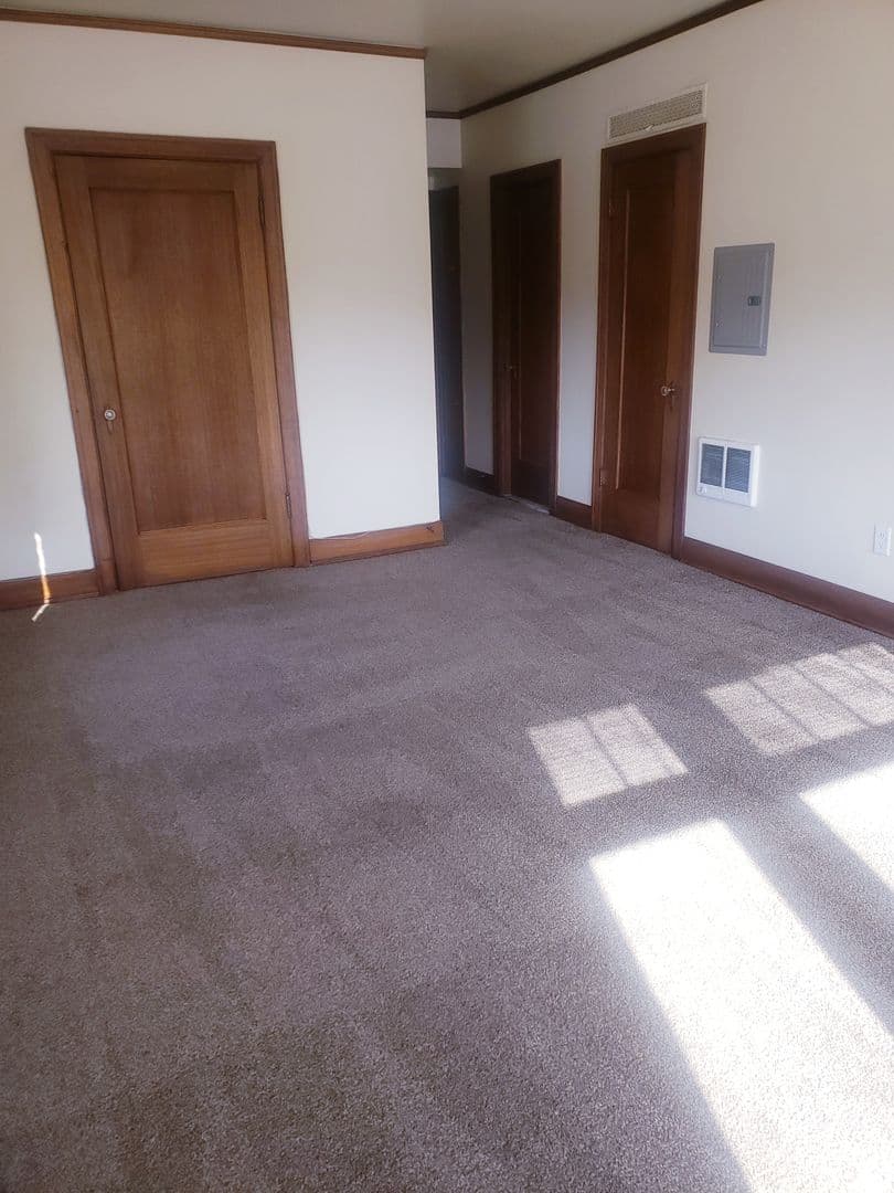 Burke Hill Apartments 16 of 17
