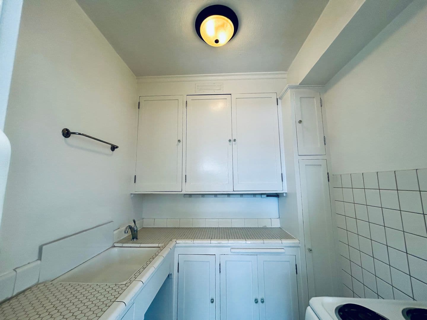 Burke Hill Apartments 7 of 13