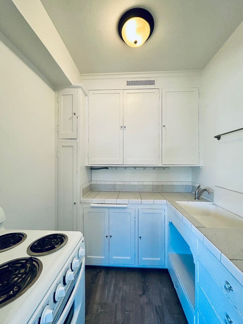 Burke Hill Apartments 8 of 15