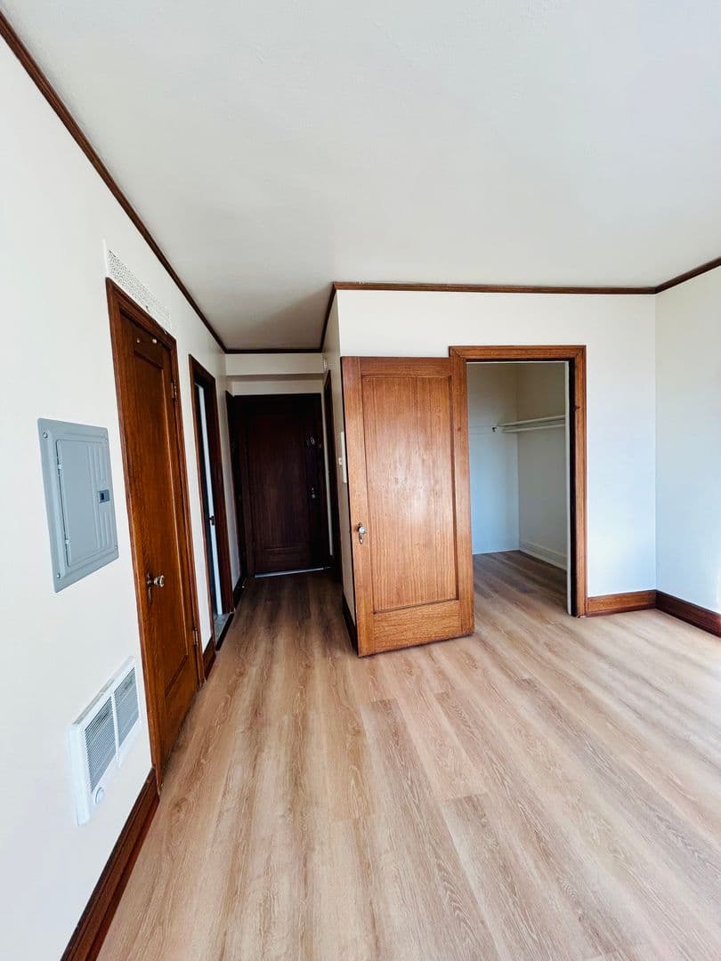Burke Hill Apartments 6 of 16