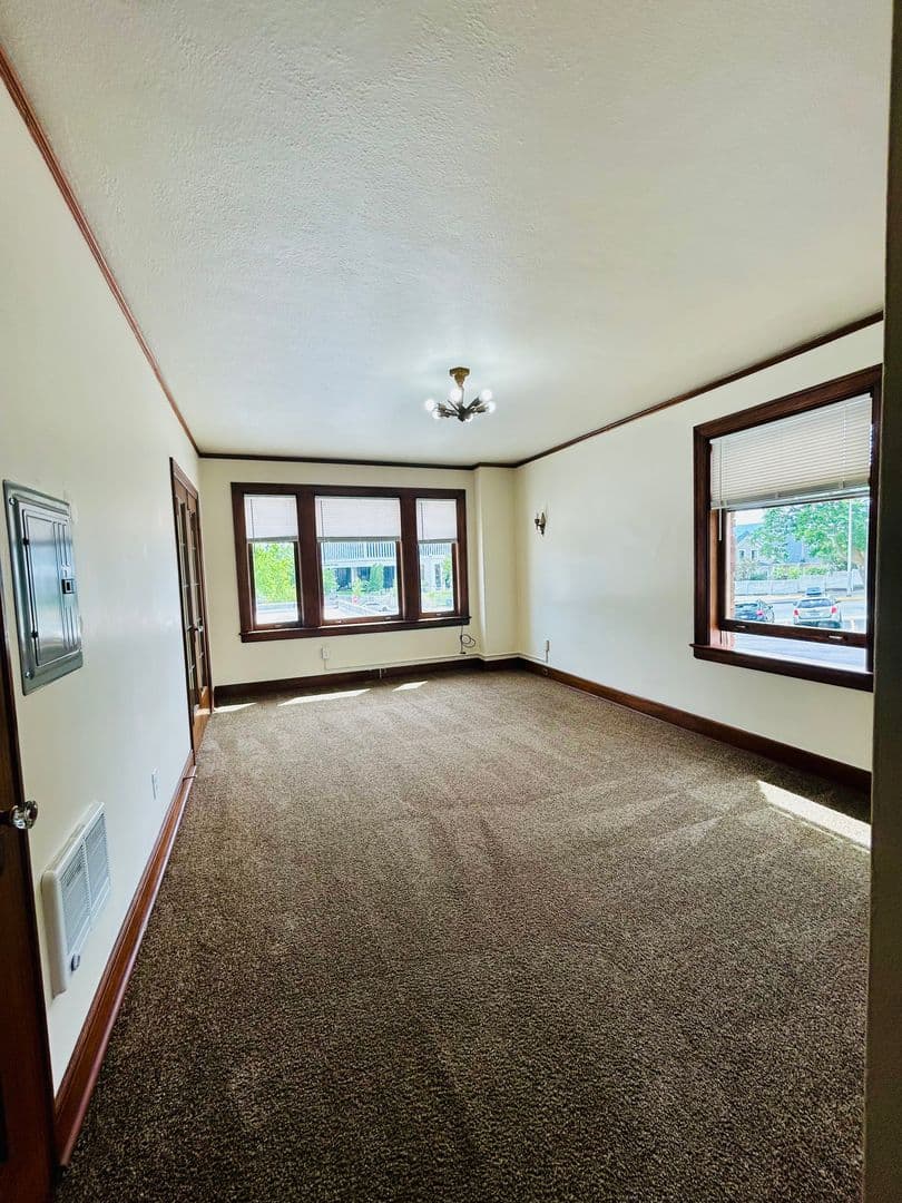 Burke Hill Apartments 2 of 13
