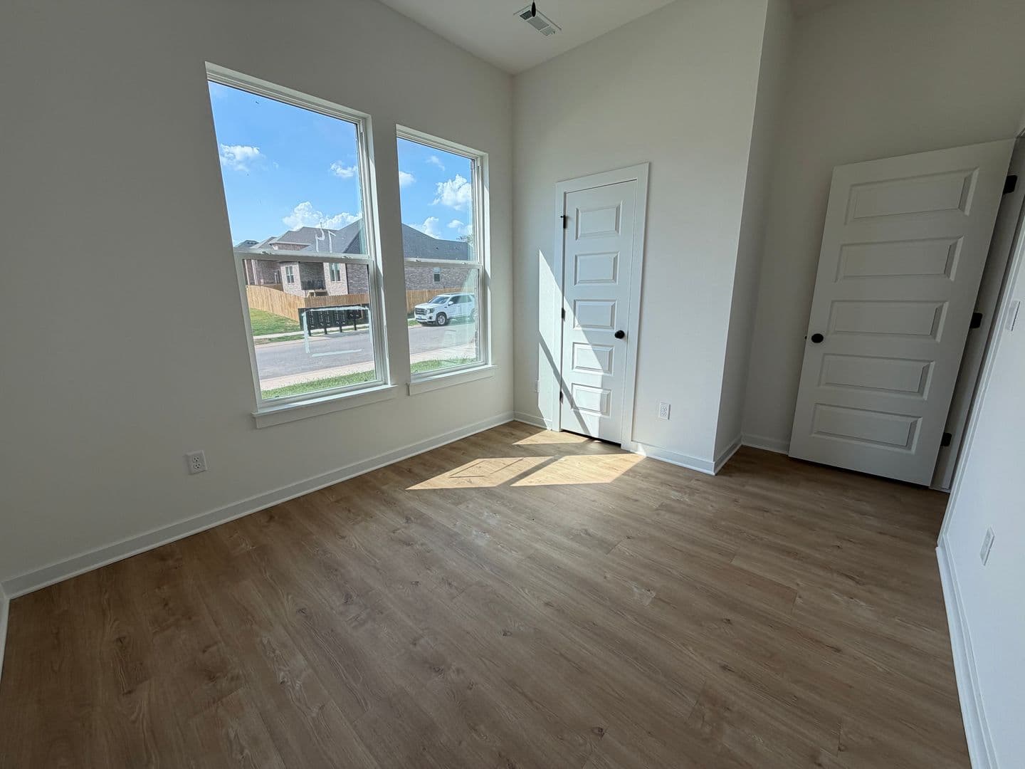 5231 Nicolas Avenue (AN*) 20 of 33