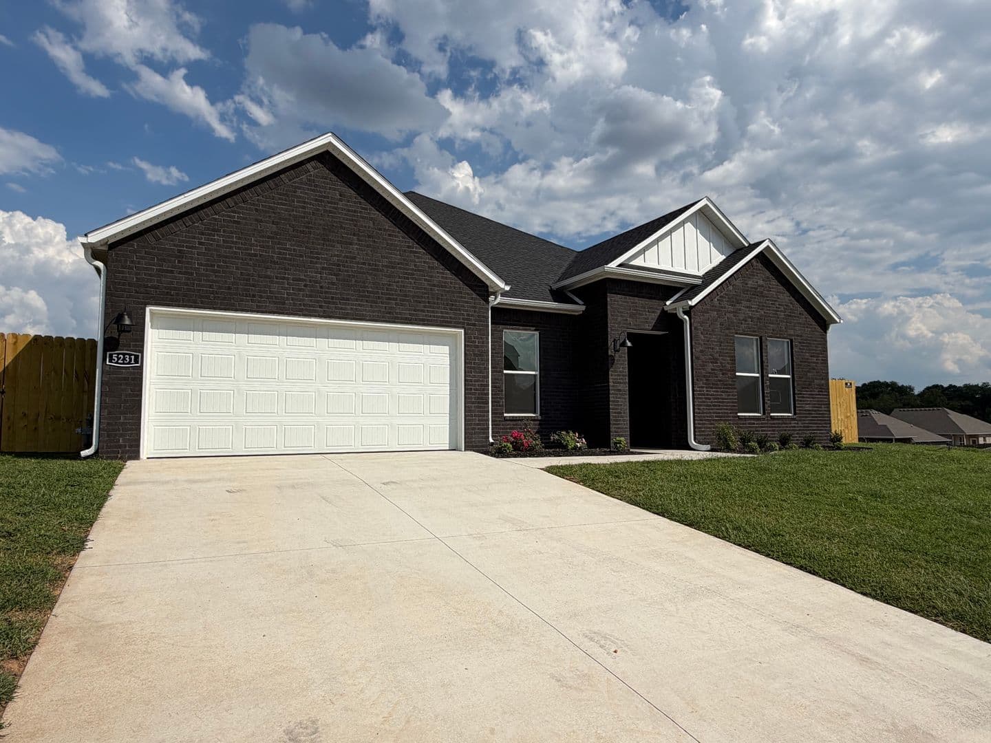 5231 Nicolas Avenue (AN*) 1 of 33