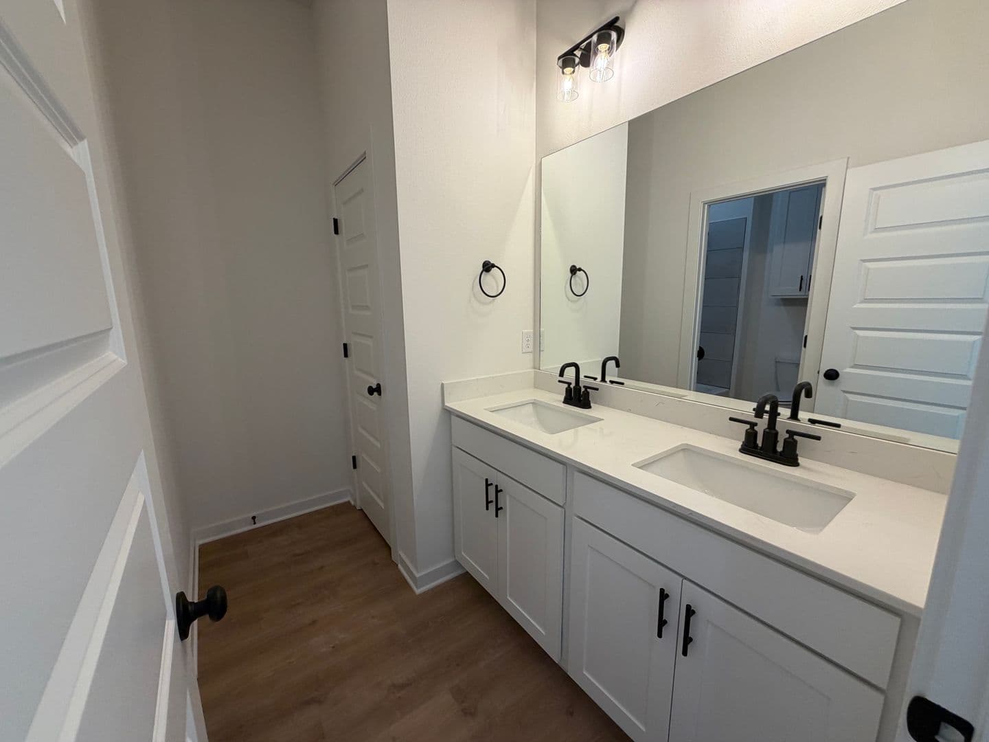 5231 Nicolas Avenue (AN*) 15 of 33