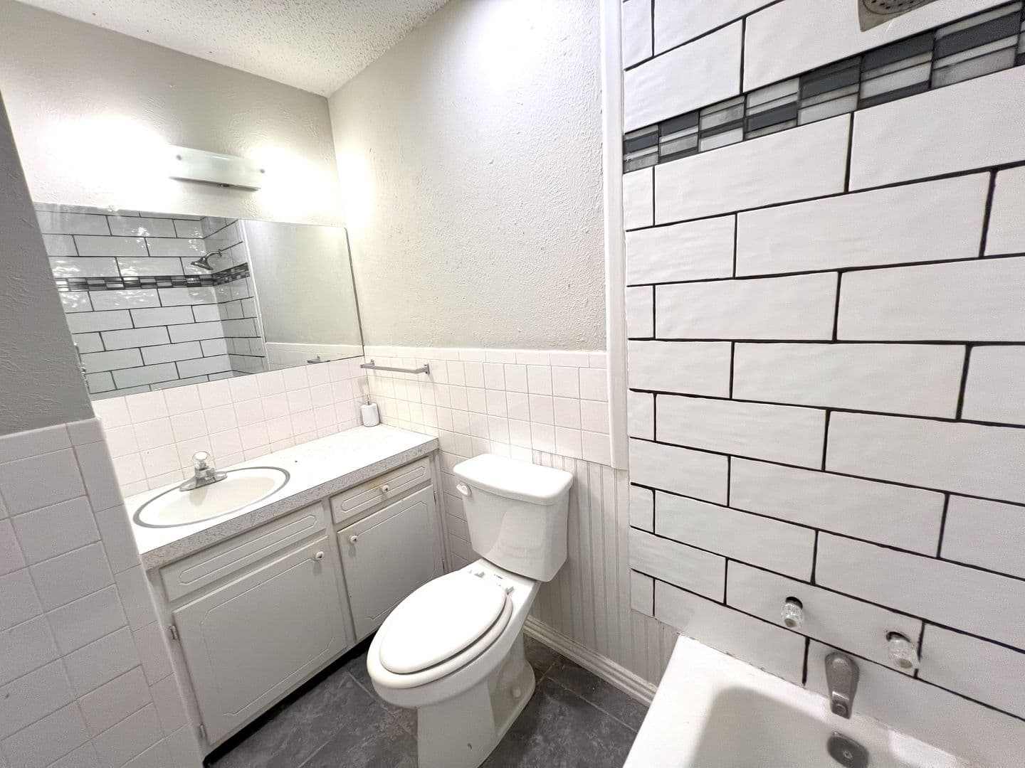 5540 18th St 12 of 17