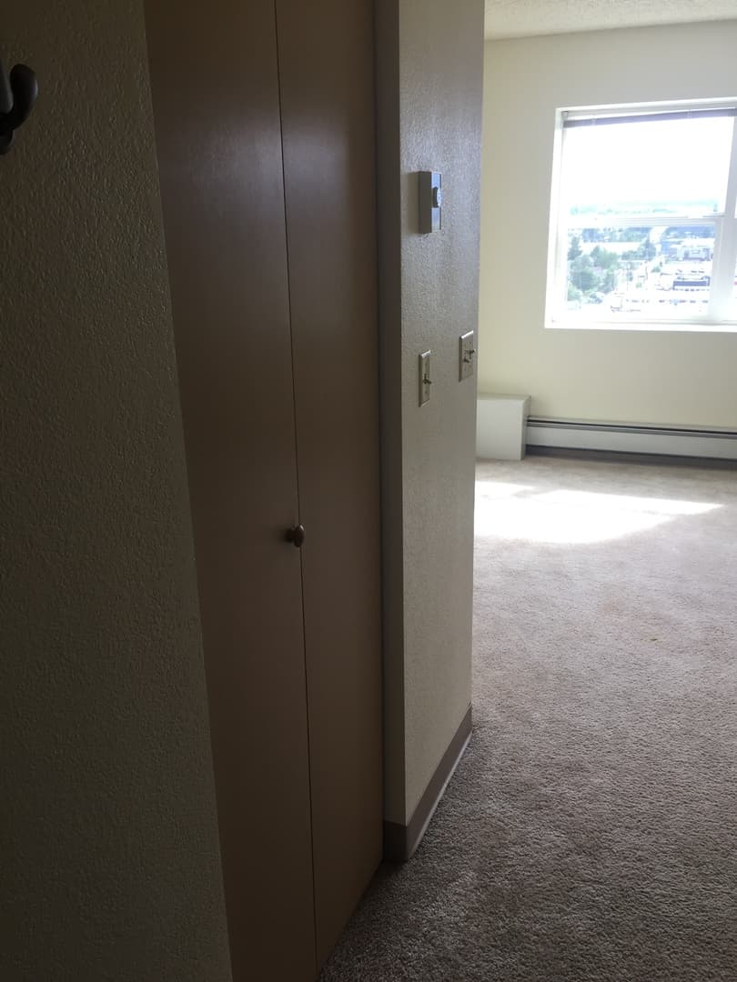 McKinley Tower Apartments 7 of 7