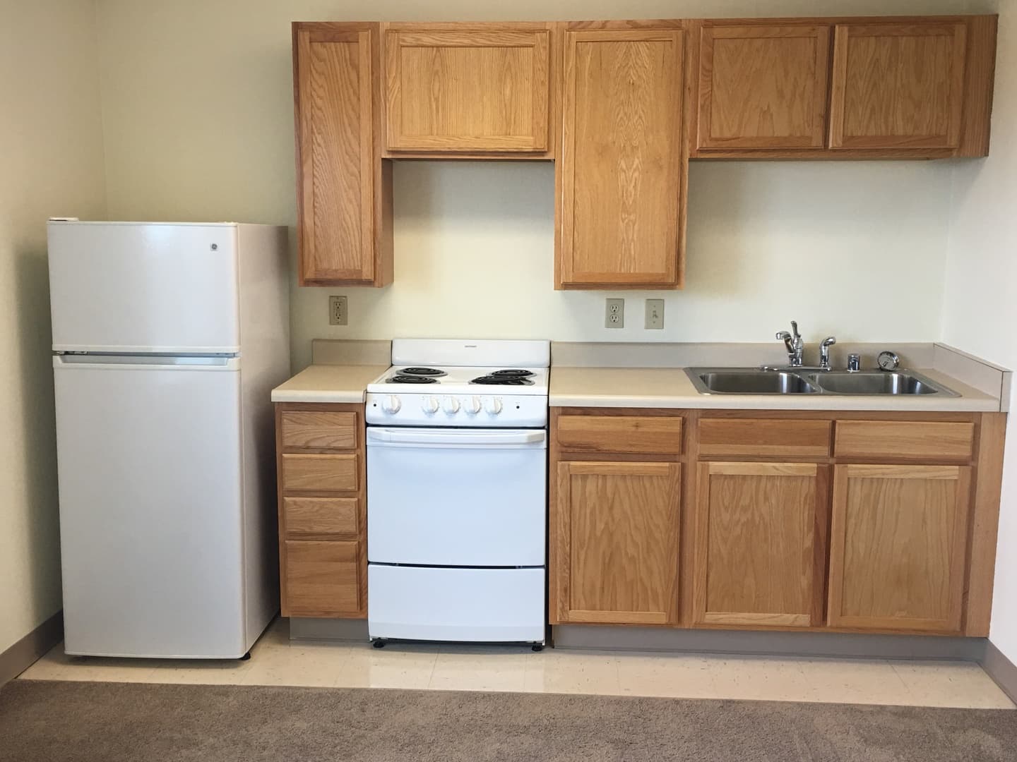 McKinley Tower Apartments 1 of 7