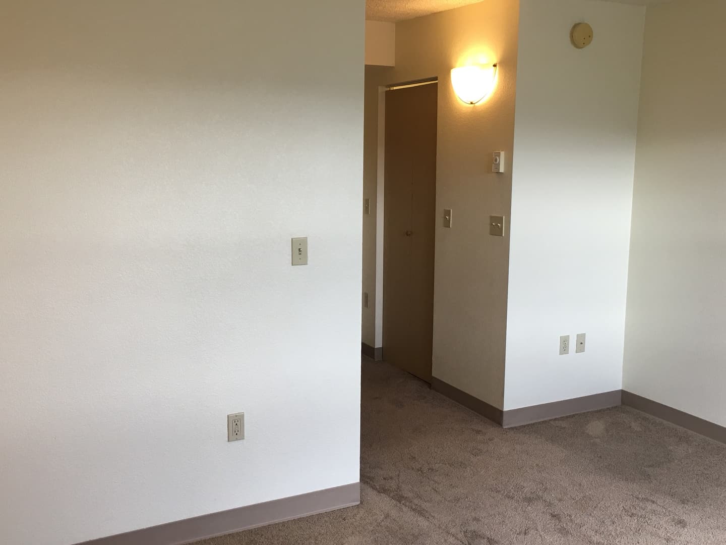 McKinley Tower Apartments 2 of 7
