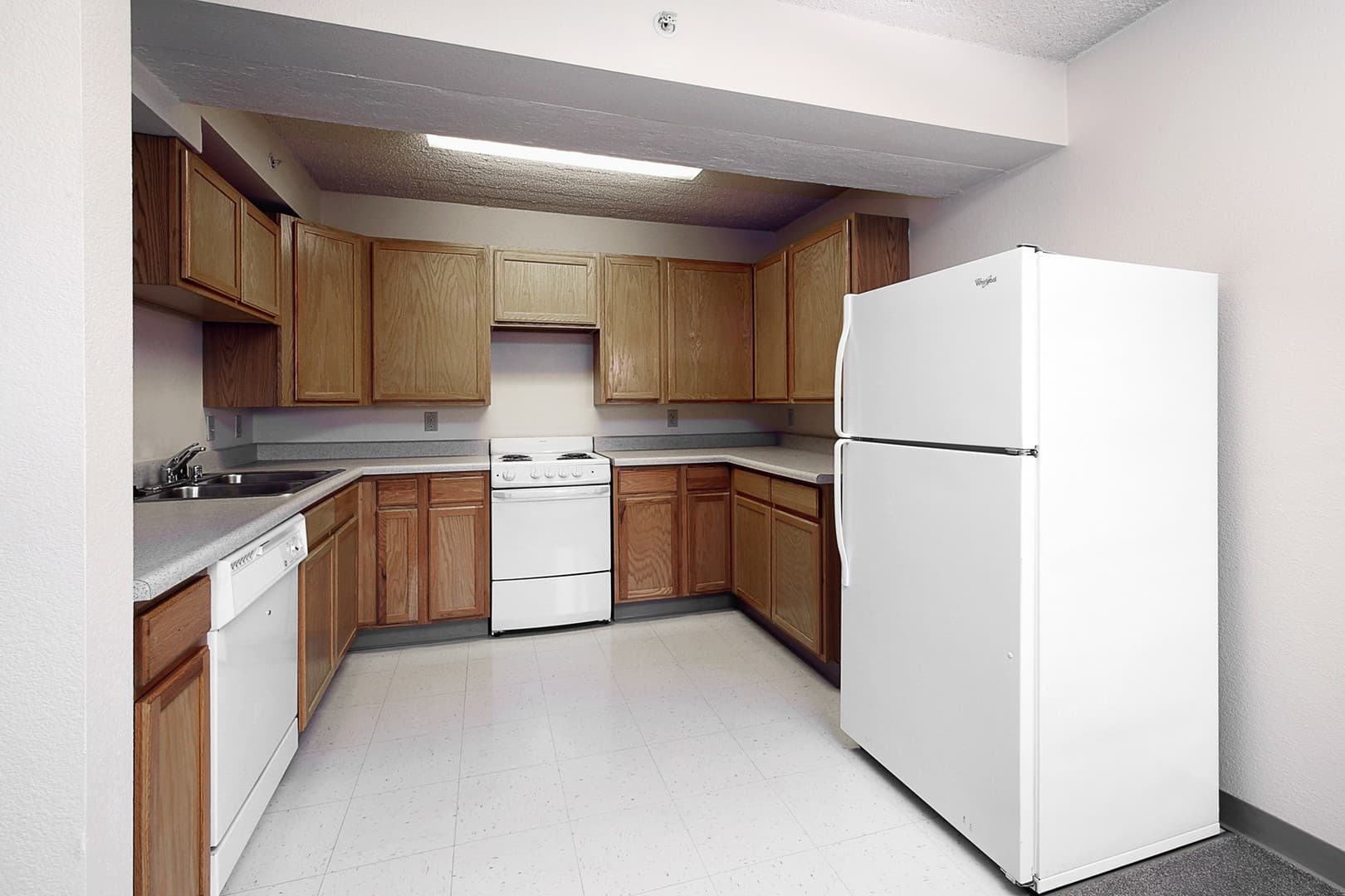 McKinley Tower Apartments 6 of 7