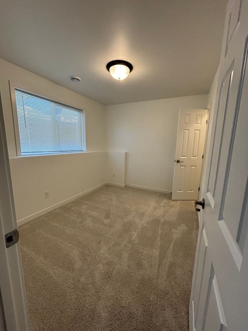 3 Bedroom 3 Bathroom Townhomes 10 of 10