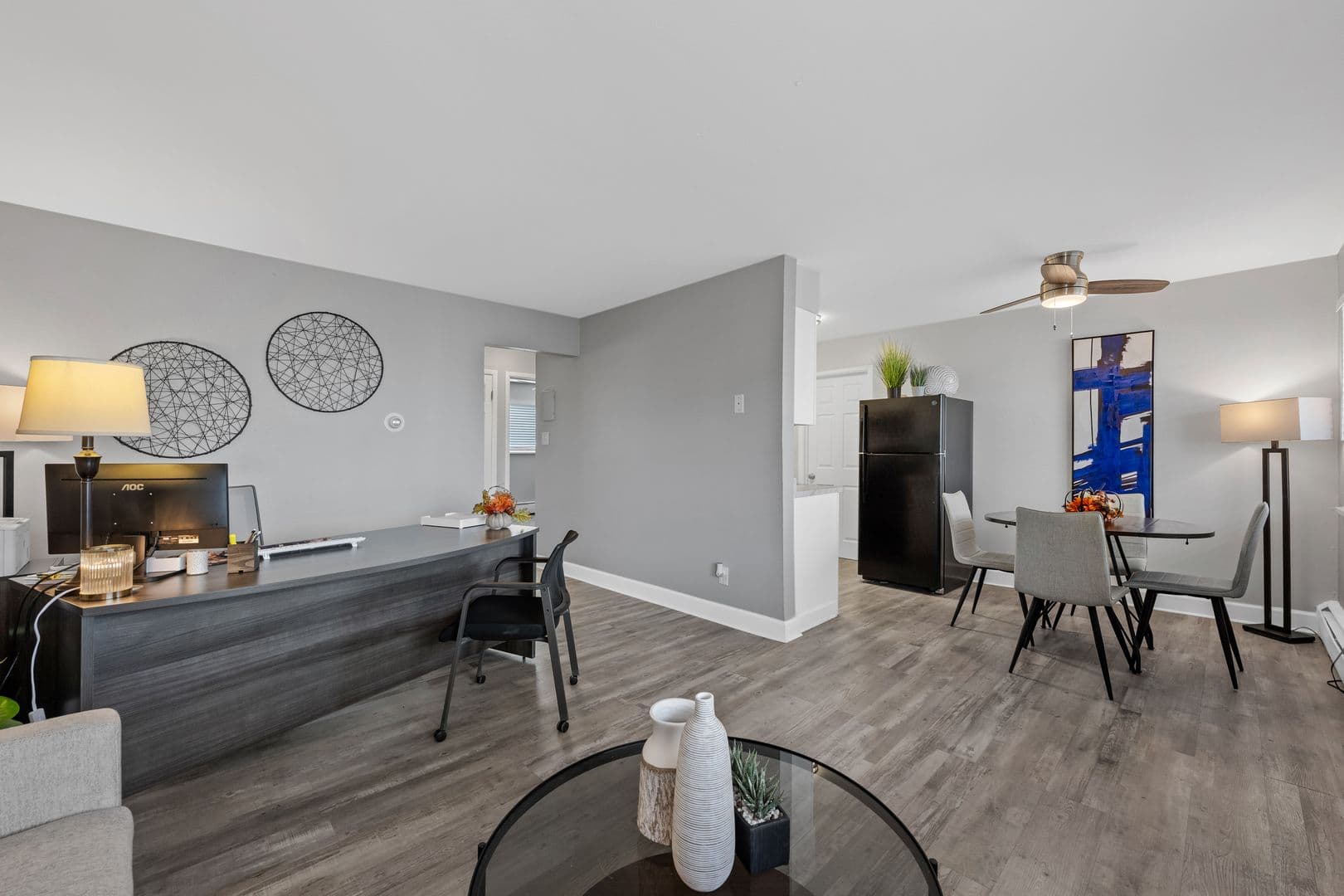 Phoenix Apartments. 3 of 8
