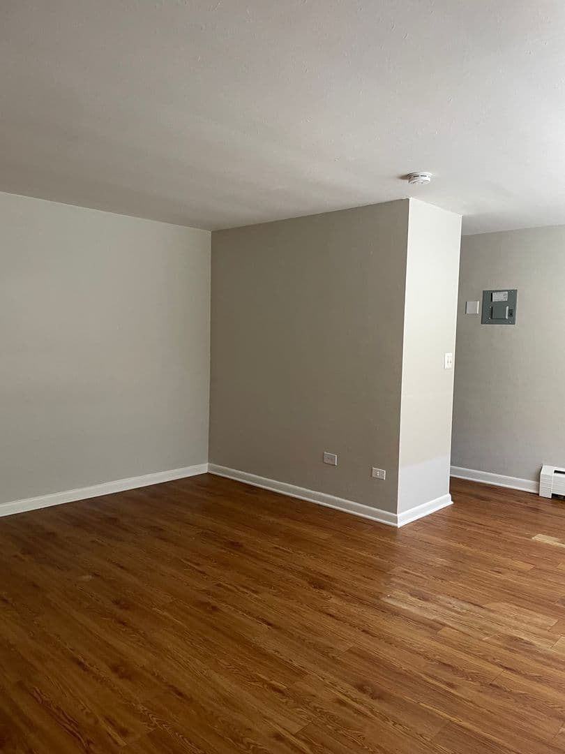 2155 S Josephine St 14 of 20