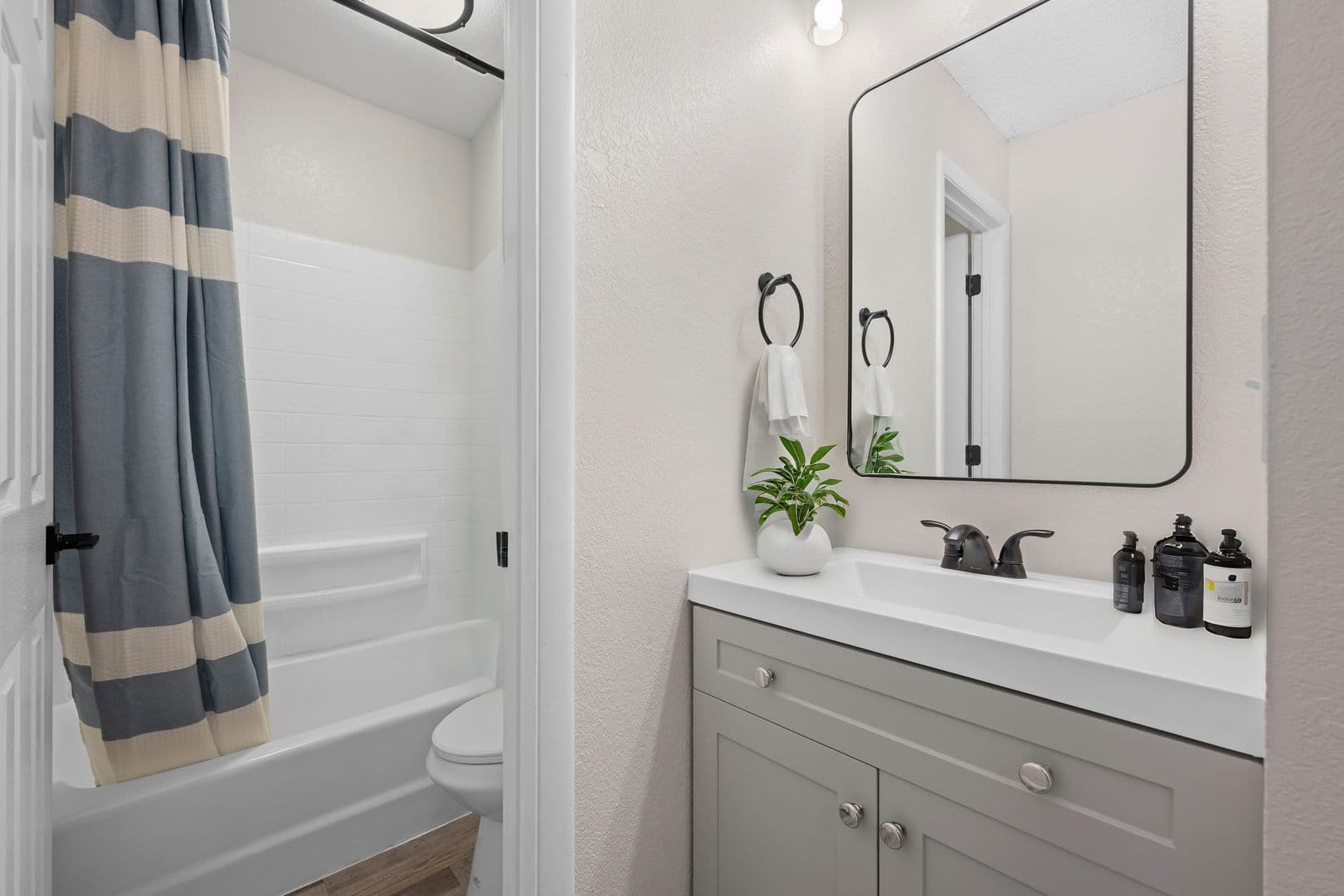 North Star Apartments 2 of 11