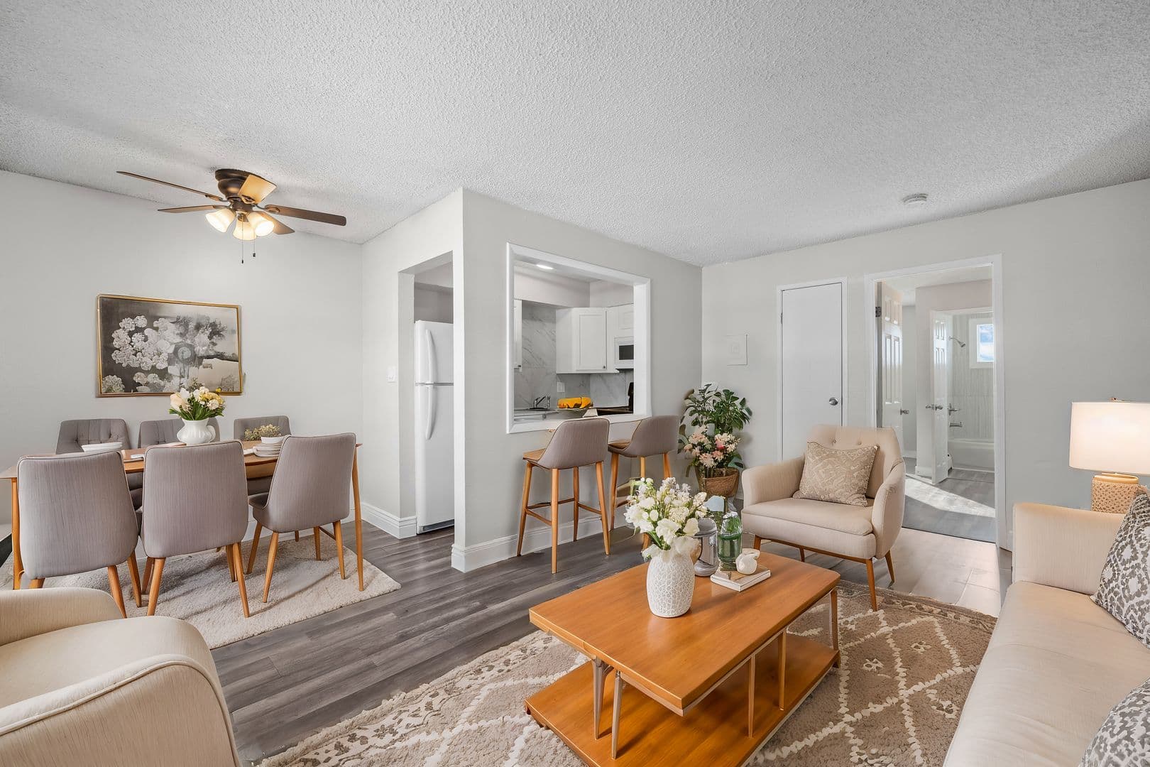 Atrium Apartments 5 of 9