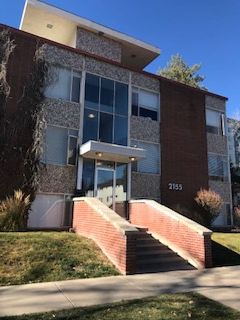 2155 S Josephine St 6 of 8