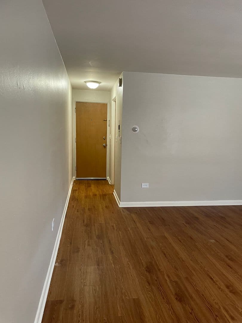 2155 S Josephine St 13 of 20