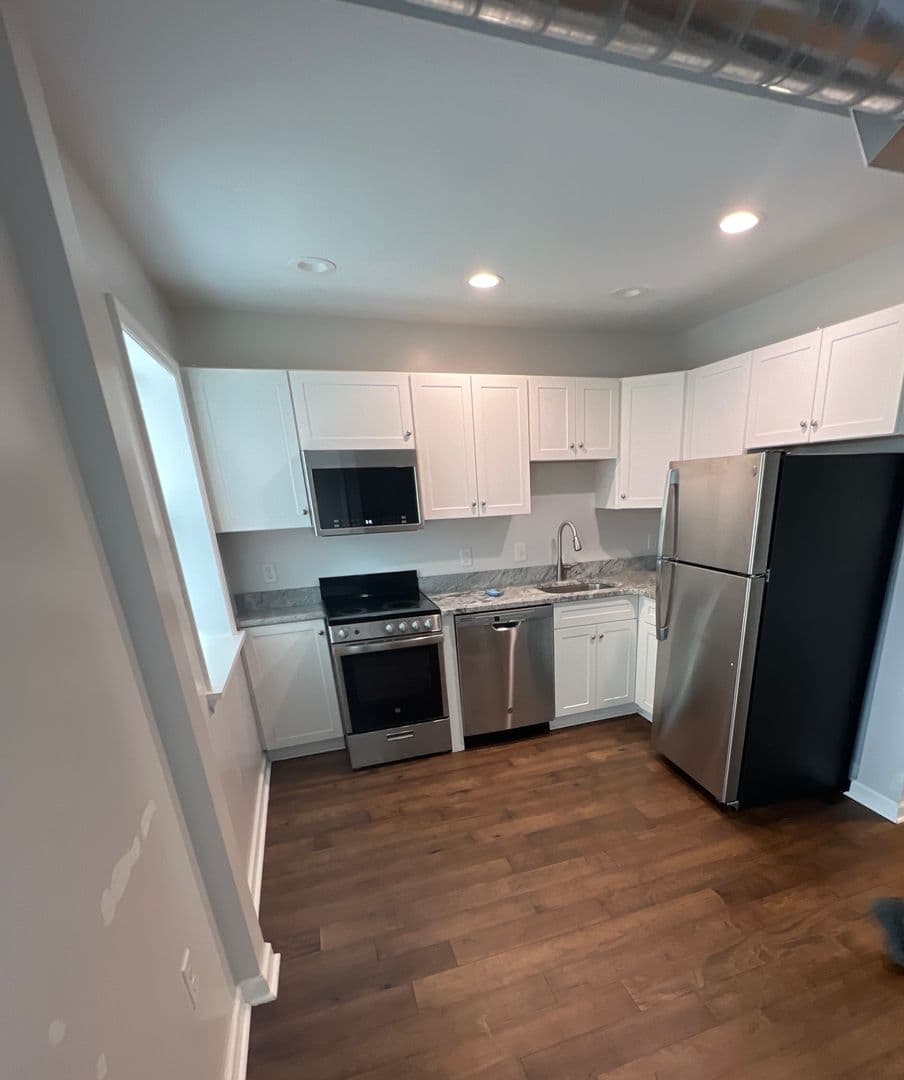 South Oakland 3 Bedroom 1 of 3