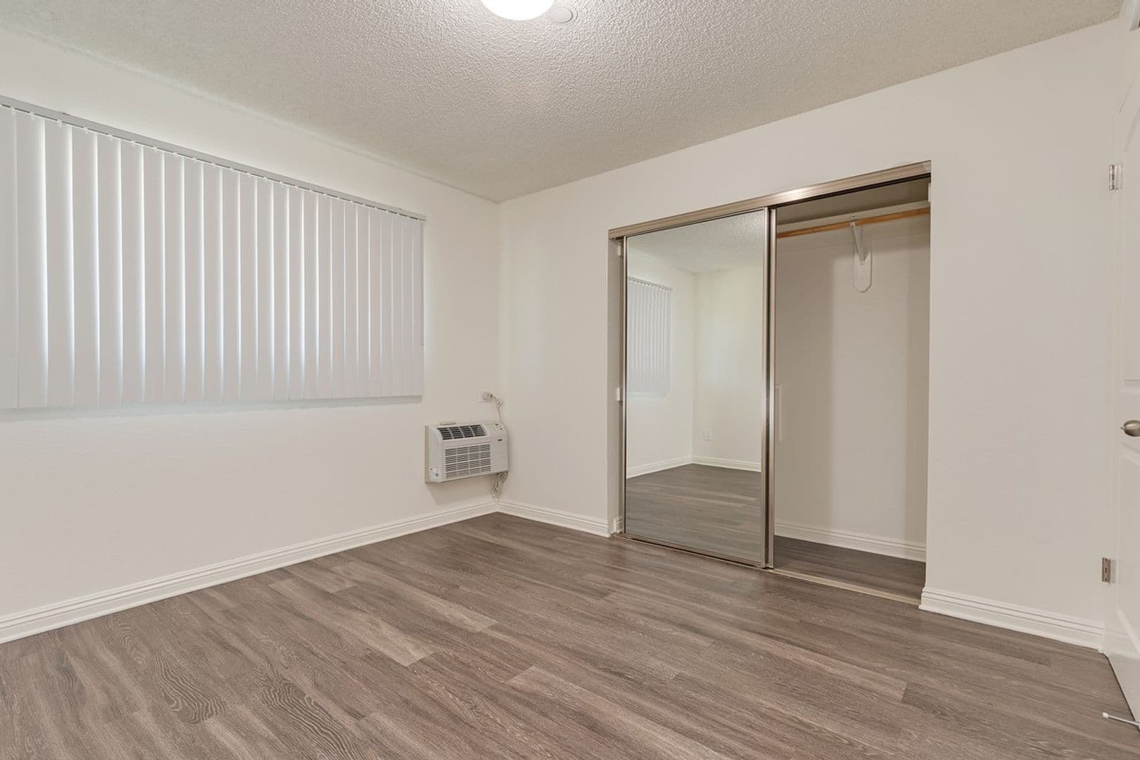 Windsor Garden Apartment Homes 18 of 22