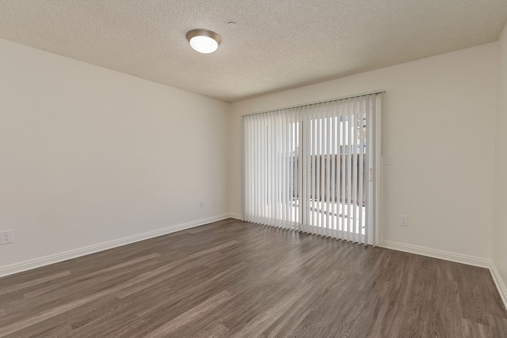 Windsor Garden Apartment Homes 15 of 22