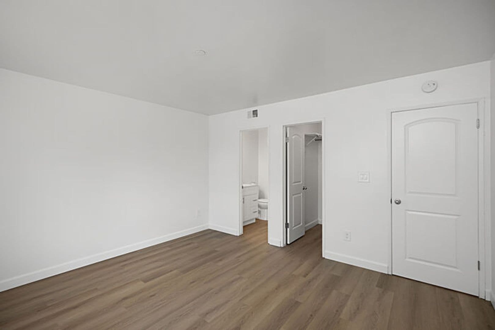 Windsor Garden Apartment Homes 8 of 13