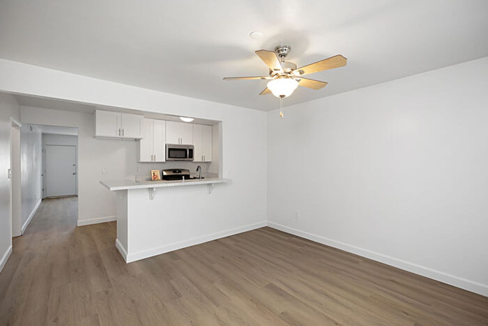 Windsor Garden Apartment Homes 4 of 13