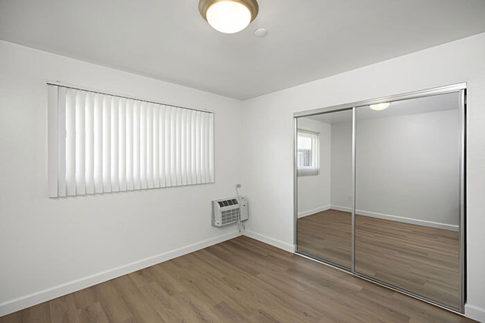 Windsor Garden Apartment Homes 5 of 13