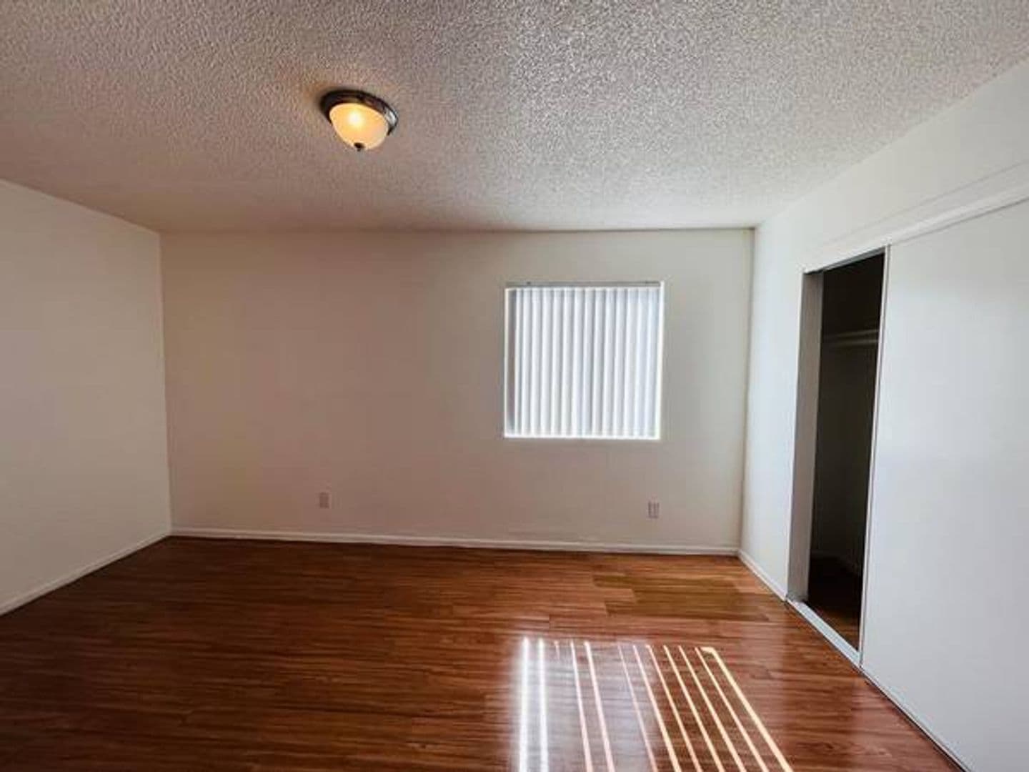 Kelso Vista Apartments 7 of 7