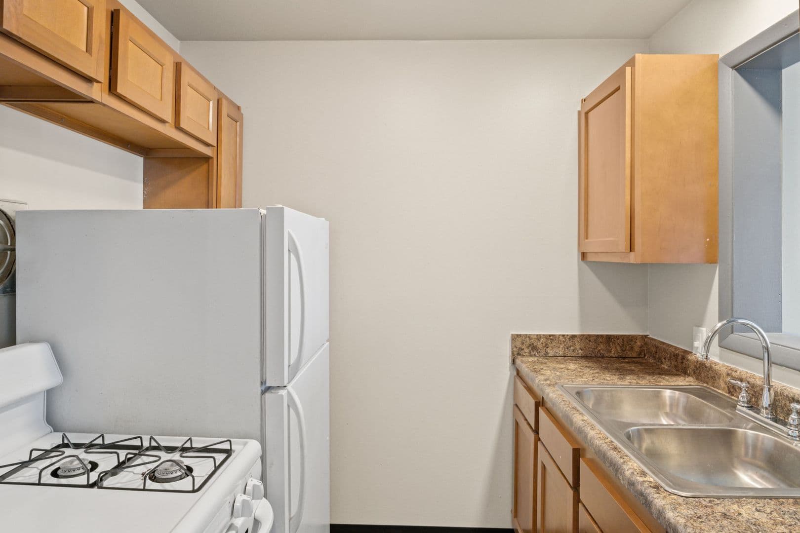 District on Oakwood (DEED Holdings, LLC) 5 of 16