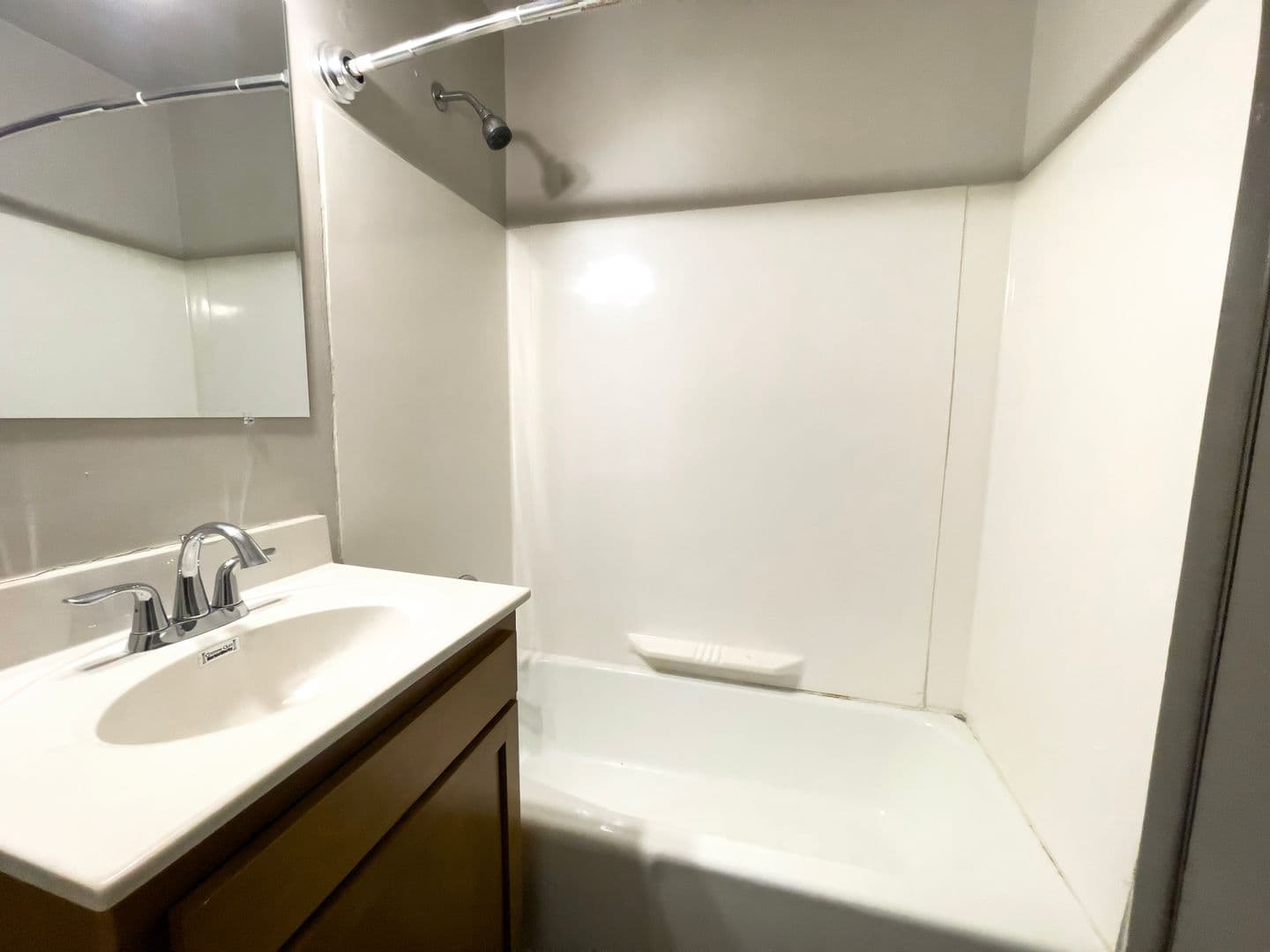 District on Oakwood (DEED Holdings, LLC) 7 of 9