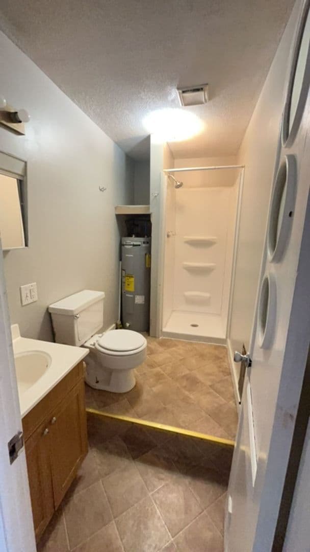 Close to Campus: In-Unit Washer and Dryer 10 of 10